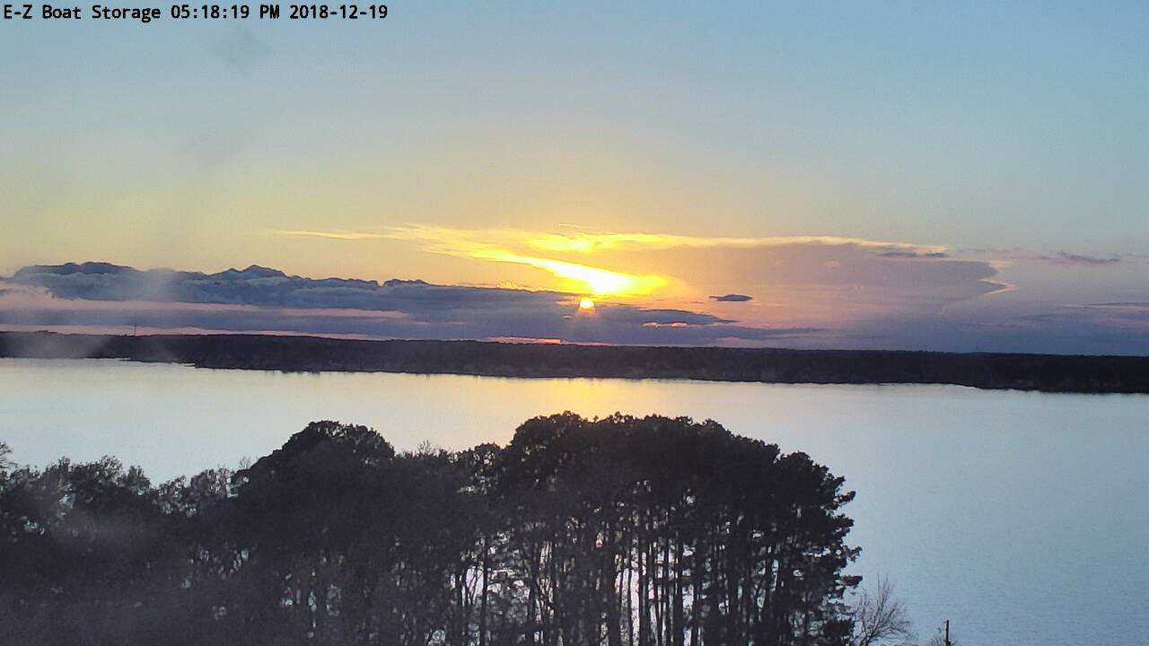 18-12-19_17-18-19-17.jpg Lake Conroe sunset photo