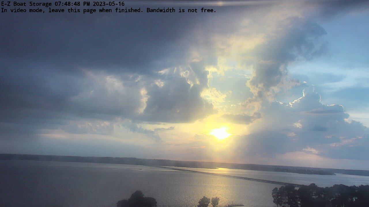 23-05-16_19-48-48-61.jpg Lake Conroe sunset photo