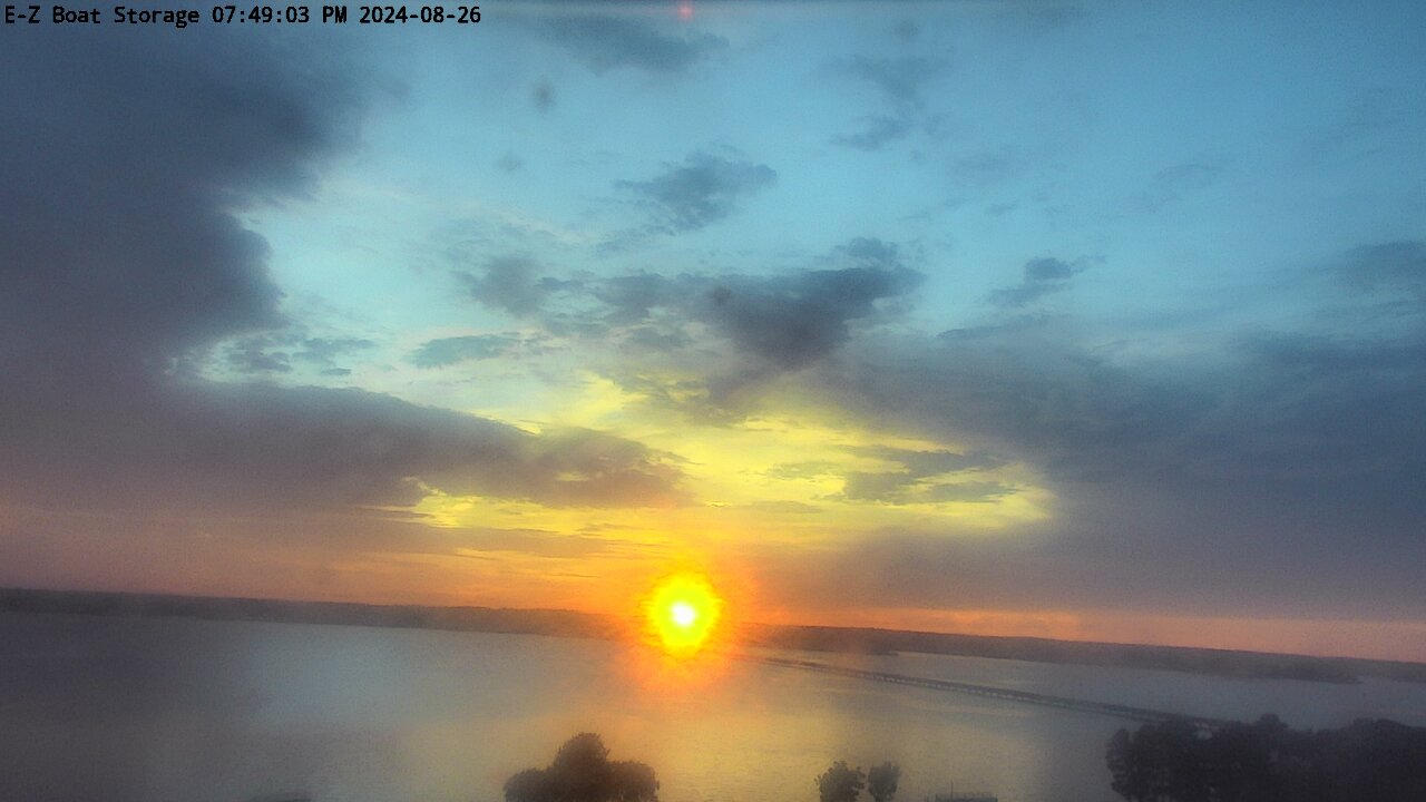 24-08-26_19-49-03-99.jpg Lake Conroe sunset photo