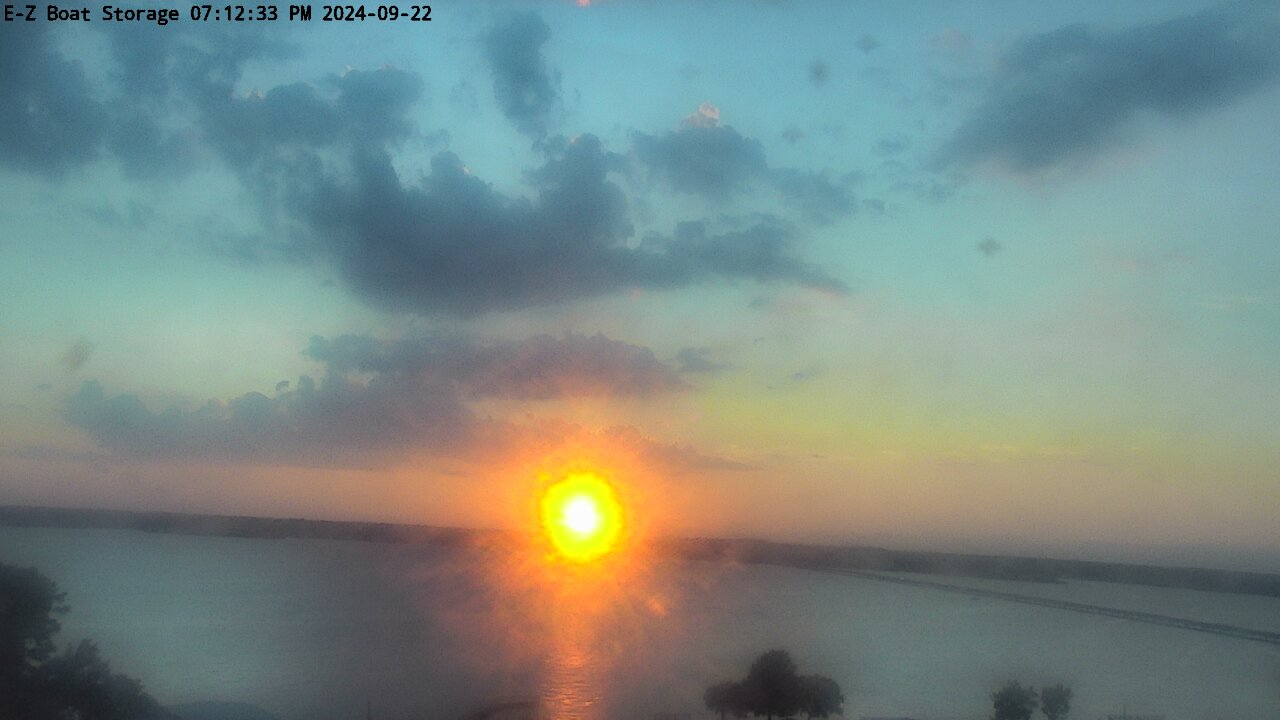 24-09-22_19-12-33-98.jpg Lake Conroe sunset photo