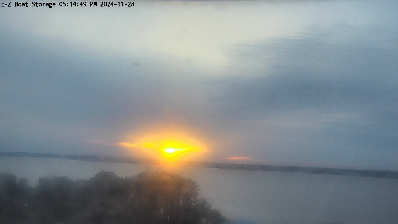 24-11-28_17-14-49-00.jpg Lake Conroe sunset photo