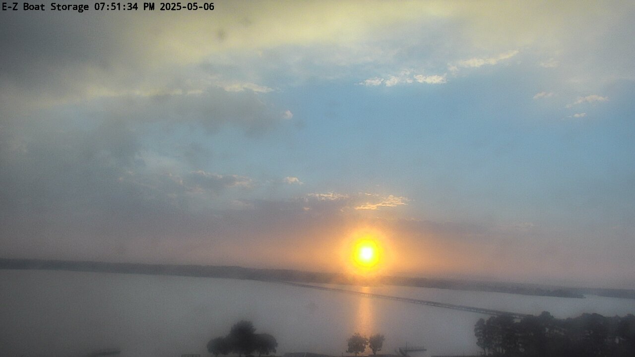 25-05-06_19-51-34-75.jpg Lake Conroe sunset photo