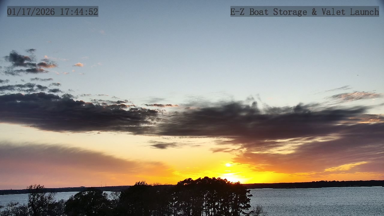 26-01-17_17_44_55.jpg Lake Conroe sunset photo