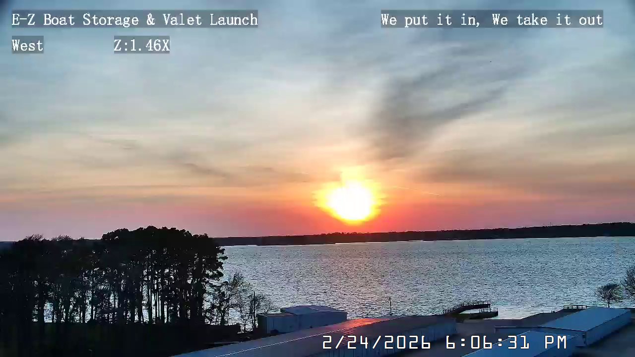 26-02-24-18-06-31 Lake Conroe sunset photo