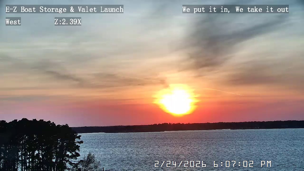 26-02-24-18-07-02 Lake Conroe sunset photo
