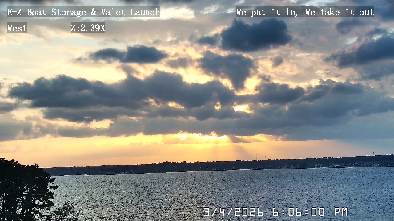 26-03-04-18-06-00 Lake Conroe sunset photo