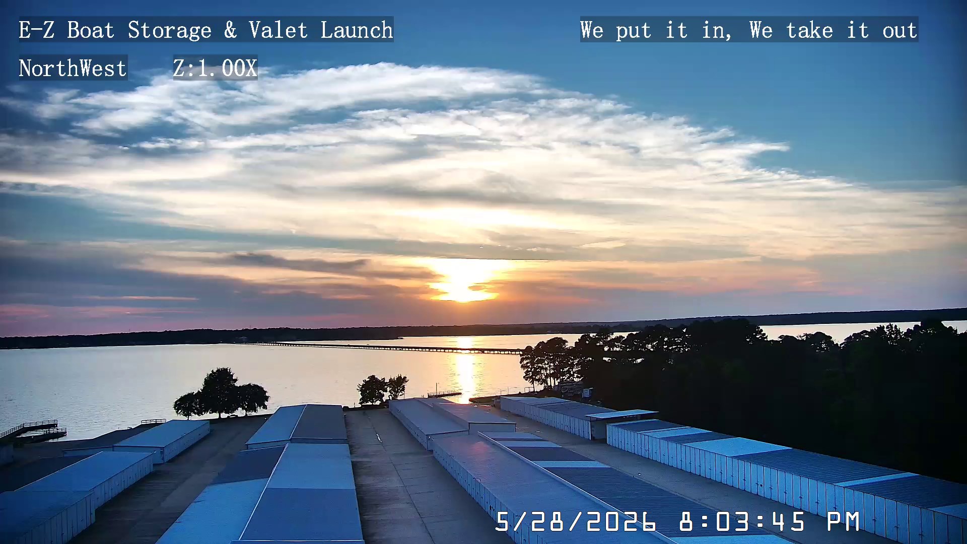26-05-28-20-03-45 Lake Conroe sunset photo