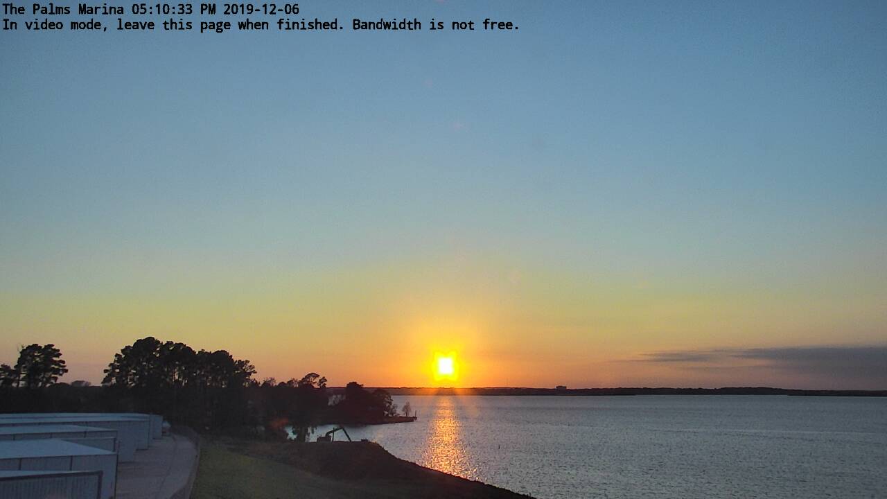 19-12-06_17-10-33-61.jpg Lake Conroe sunset photo