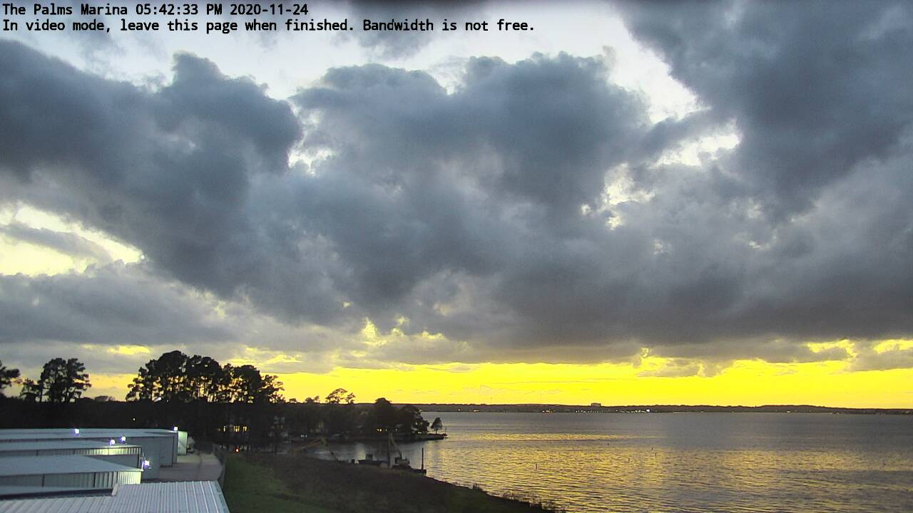 20-11-24_17-42-33-95.jpg Lake Conroe sunset photo