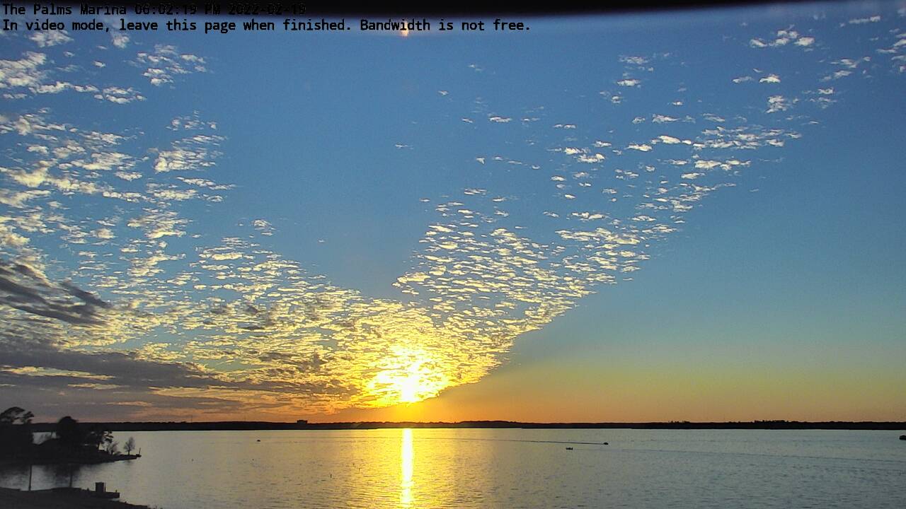 22-02-19_18-02-19-49.jpg Lake Conroe sunset photo