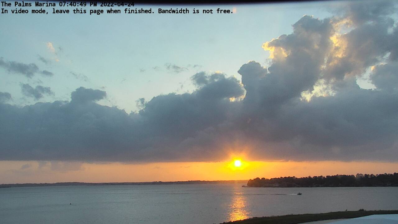 22-04-24_19-40-49-63.jpg Lake Conroe sunset photo