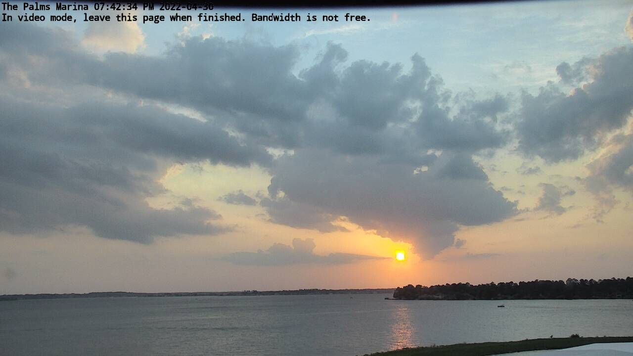 22-04-30_19-42-34-75.jpg Lake Conroe sunset photo