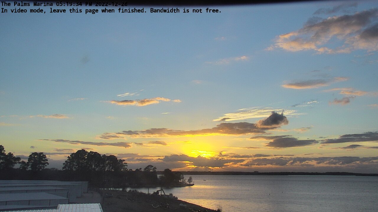 22-12-28_17-19-34-35.jpg Lake Conroe sunset photo
