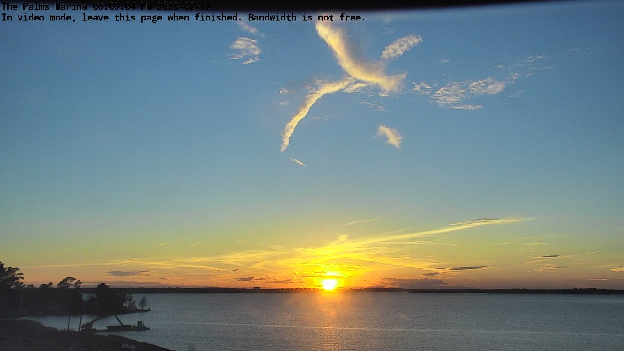 23-02-17_18-09-04-82.jpg Lake Conroe sunset photo
