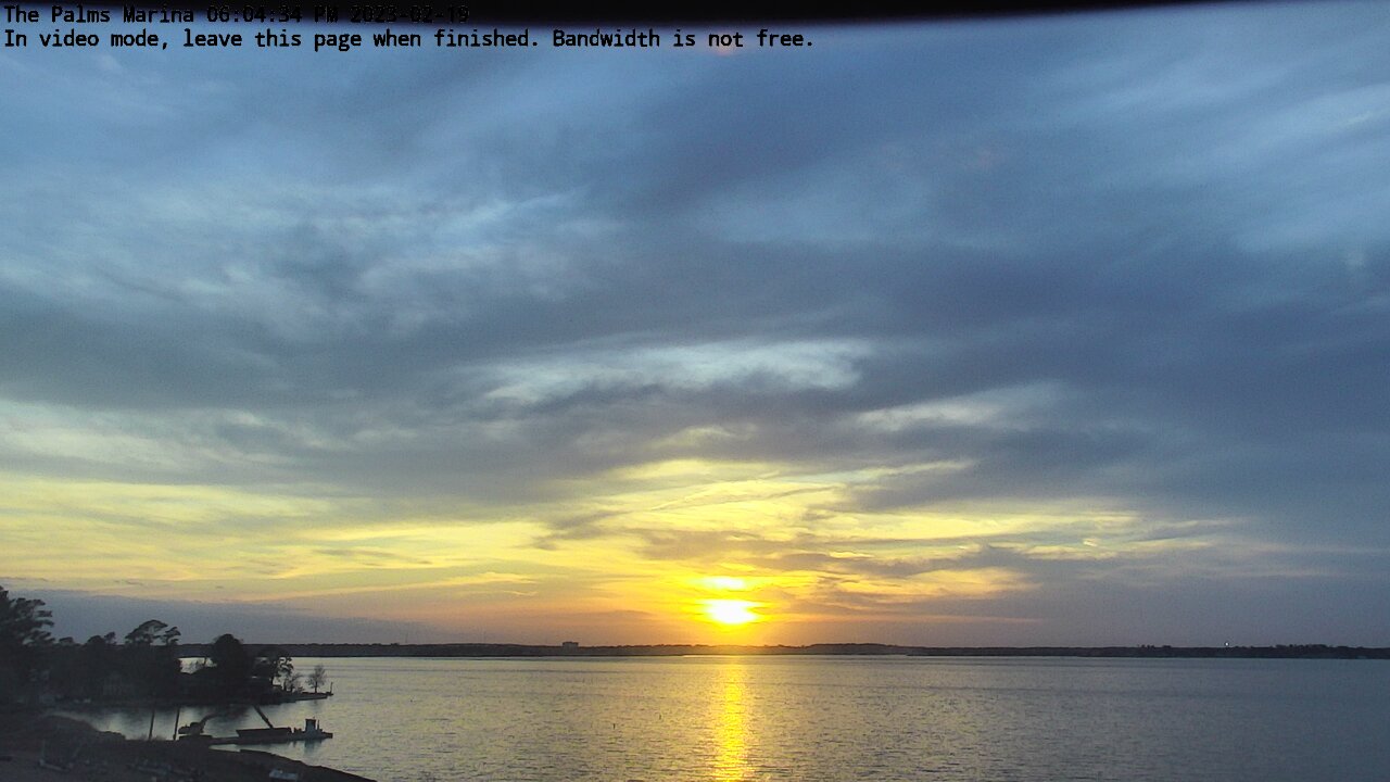 23-02-19_18-04-34-95.jpg Lake Conroe sunset photo