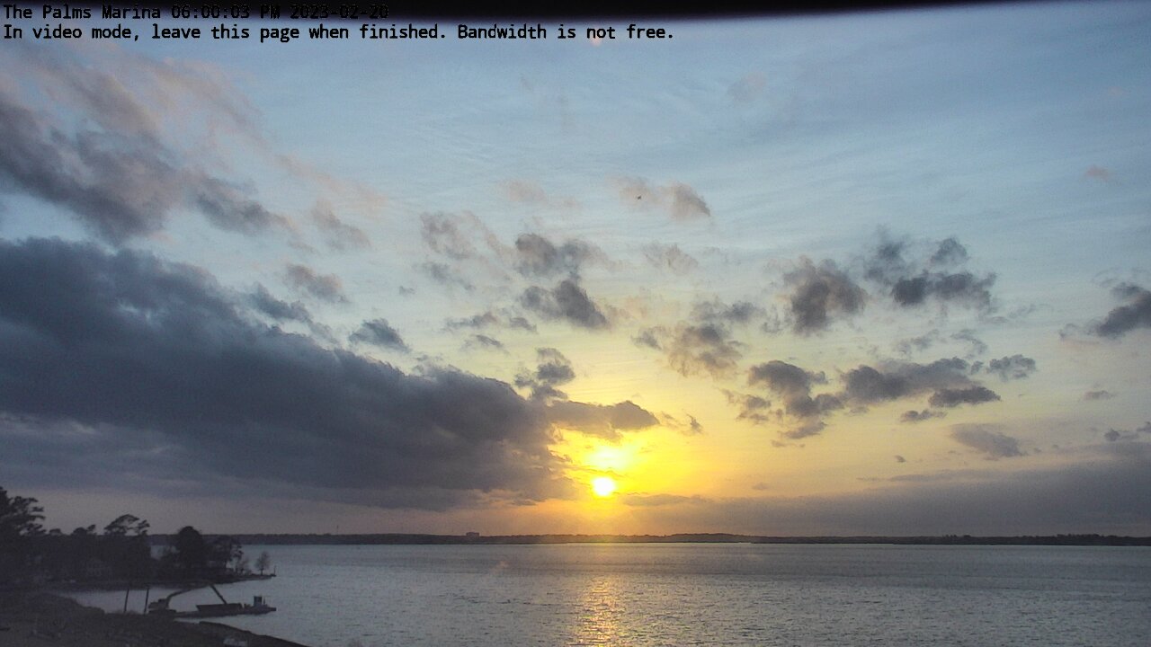 23-02-20_18-00-03-88.jpg Lake Conroe sunset photo