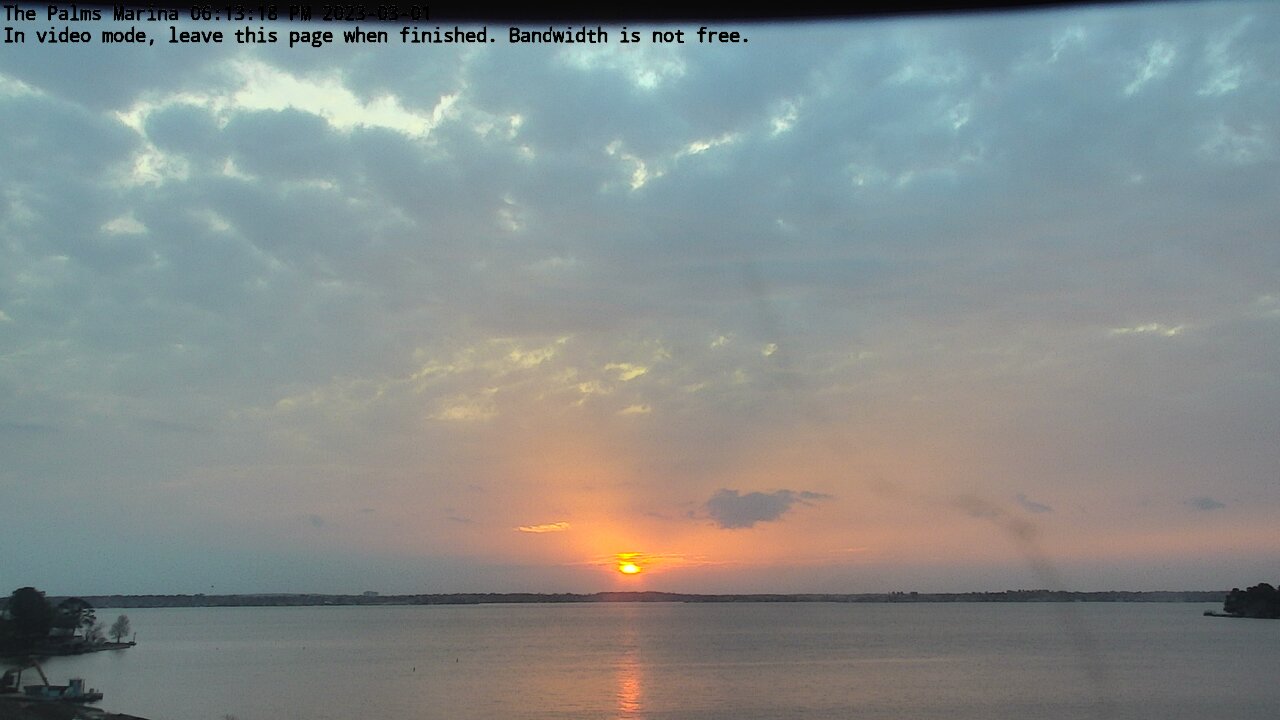 23-03-01_18-13-18-82.jpg Lake Conroe sunset photo