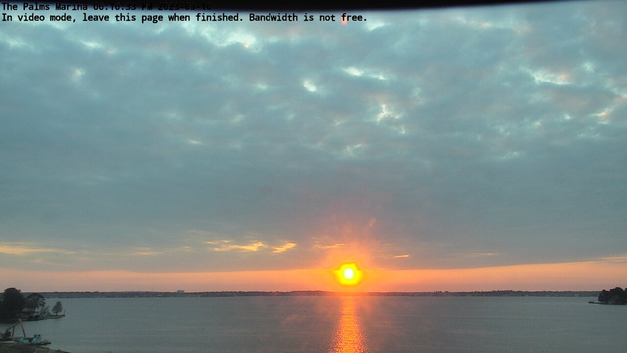 23-03-10_18-16-33-89.jpg Lake Conroe sunset photo