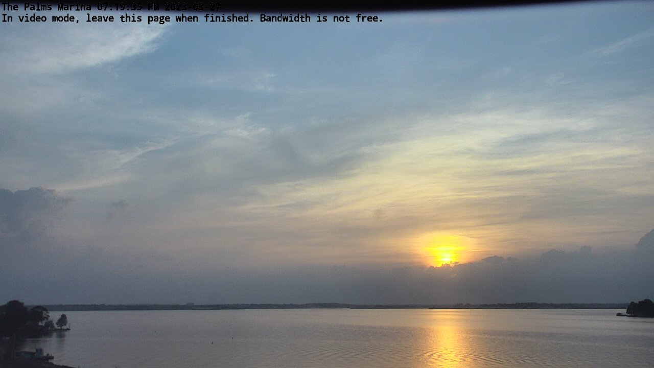 23-03-27_19-19-35-16.jpg Lake Conroe sunset photo