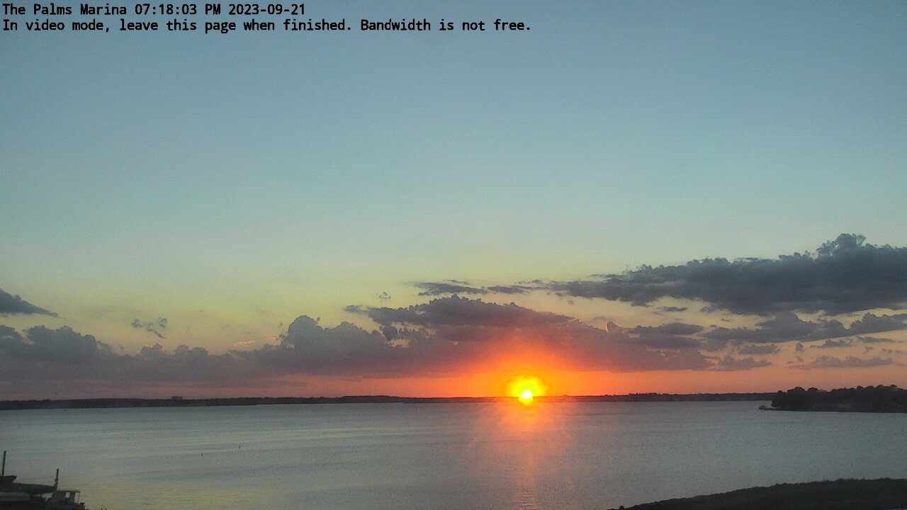 23-09-21_19-18-03-68.jpg Lake Conroe sunset photo