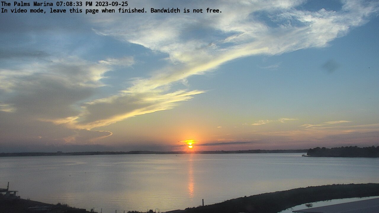 23-09-25_19-08-33-68.jpg Lake Conroe sunset photo