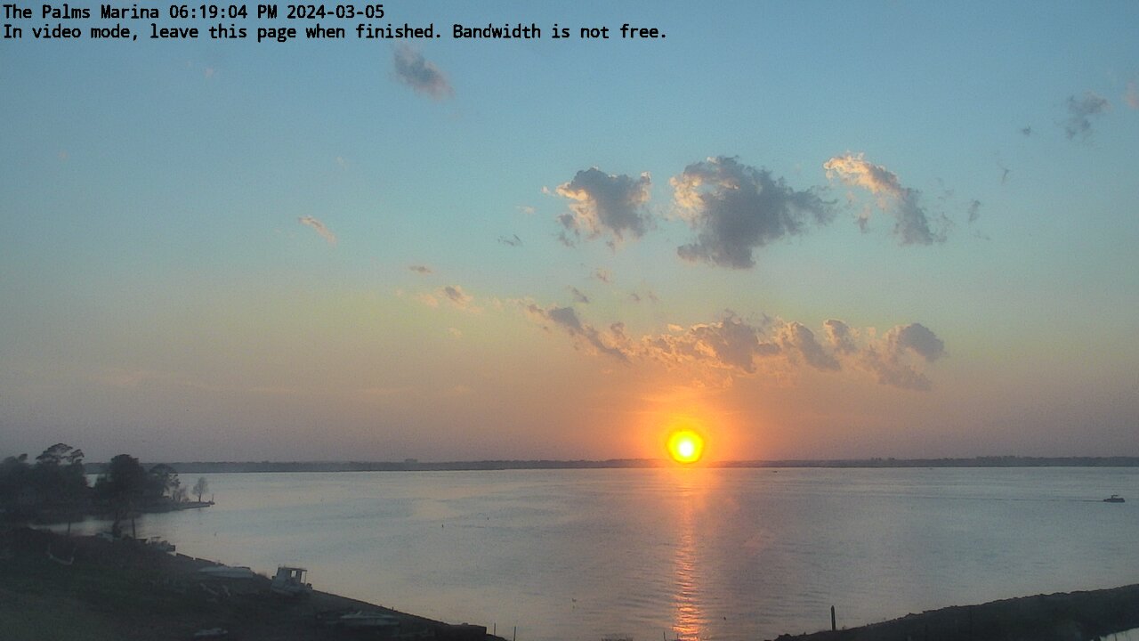 24-03-05_18-19-04-51.jpg Lake Conroe sunset photo